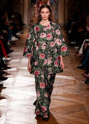 Встречаем весну в red valentino: пальто