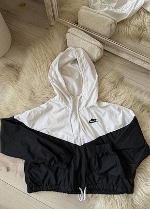 Вітрівка nike