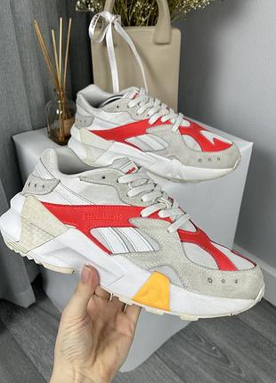 Оригінальні унісекс кросівки reebok aztrek