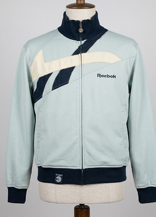 Винтажная олимпийка reebok classic (светло-голубая) материал: 100% высококачественный полиэстер.размер-m,страна производства: индонезия, оригинал 
​
