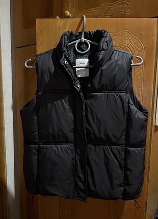 Жилетка демісезонна