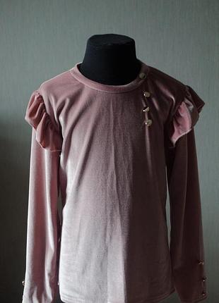 Очень красивая велюровая кофта с пуговицами на девочку