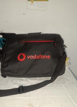 Сумка портфель для ноутбука фирмы vodafone оригинал в хорошем состоянии сроки отправки уточняйте