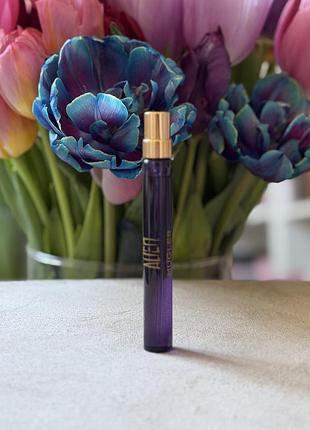 Оригинальный миниатюра alien mugler