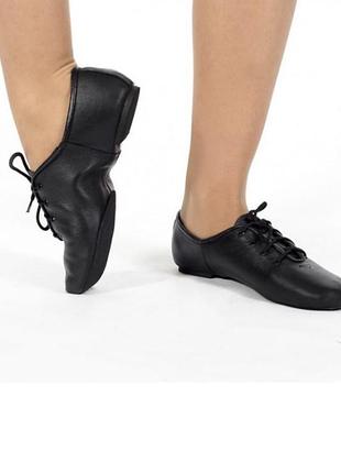 Джазовки, танцювальні чешки балетки bloch ultraflex leather 35р
