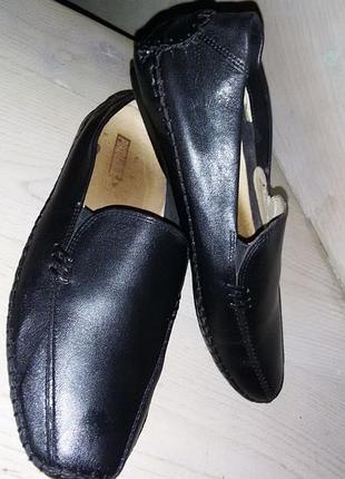 Pikolinos(испания) - кожаные черные мокасины р. 38 1/2-39 (25 см)