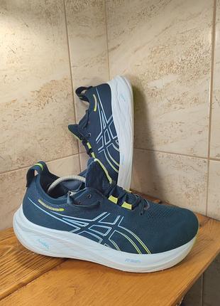Беговые кроссовки asics gel-nimbus 26.
