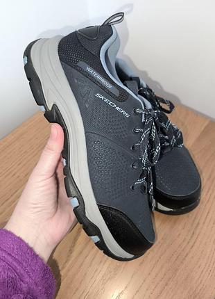 Оригинальные кроссовки skechers waterproof