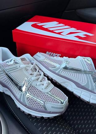 Кросівки жіночі nike zoom vomero 5 | metallic silver platinum violet