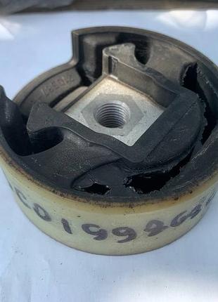 Подушка (опора) двигуна верхня audi skoda seat vw подушка підрамника верхня vag 3c0199868c оригінал нова