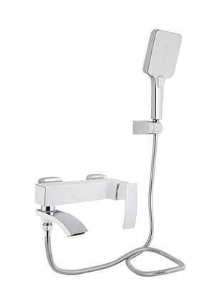Смеситель для ванны qtap swan cascada с поворотным изливом (c душевым гарнитуром) qtswa260crw45569 chrome/white
