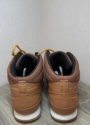 Черевики helly hansen 3