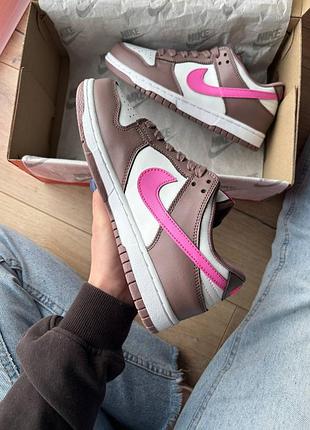 Nike sb dunk smokey mauve playful pink