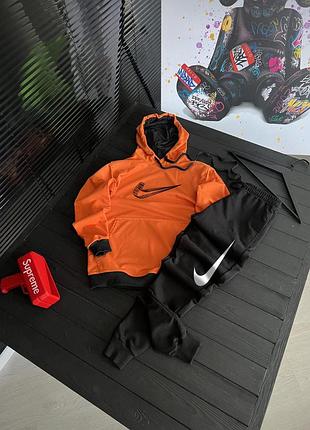 Спортивный костюм nike