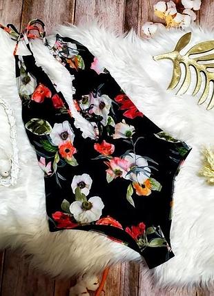 H&m неимоверно красивый купальник в цветах, размер 38