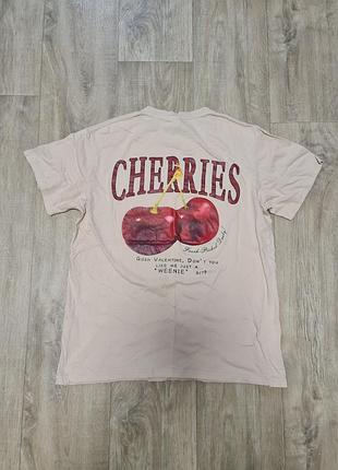 Бежевая футболка с принтом cherries, 100% хлопок, размер m