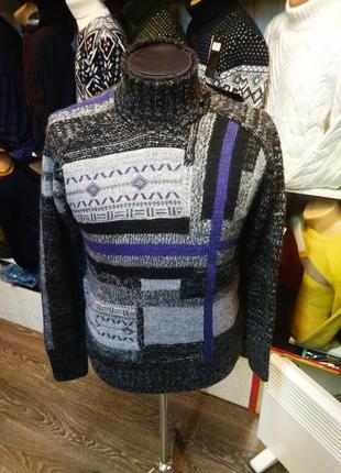 Отличный теплый свитер mizera