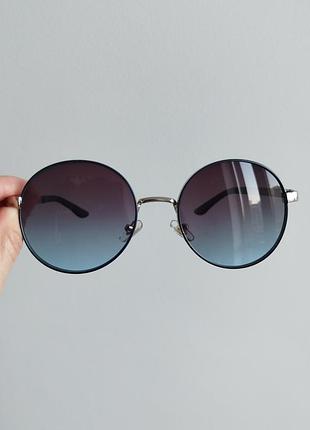 Красивые солнцезащитные очки кругляшки