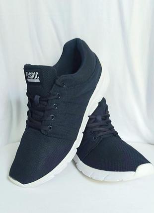 Чоловічі бігові кросівки  fabric reup runner
