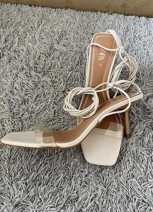 Босоножки zara