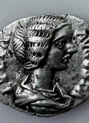 Рим юлия домна мать императоров септимия севера и каракаллы годы жизни: 170-217гг серебро монеты мира