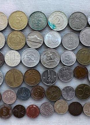 Монеты мира набор 55 штук