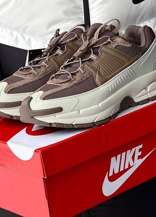 Nike air zoom vomero roam
