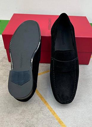 Нові замшеві туфлі ferragamo