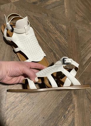 Сандалі bottega veneta