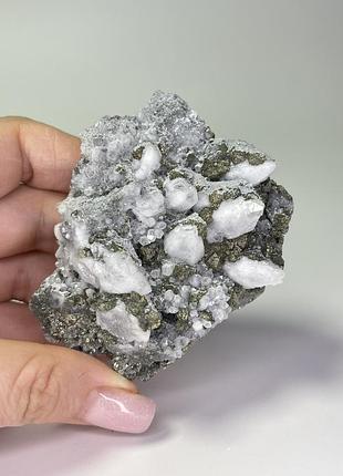 Кварц/ халькопирит (9), 190 г