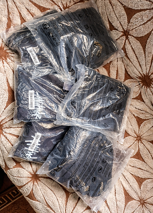 Футболки и кофты stüssy
