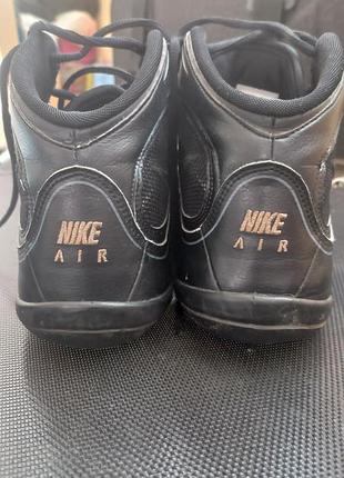 Оригинательные кроссовки nike