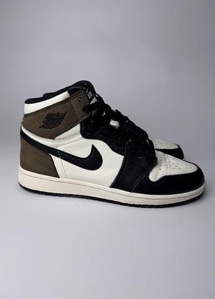 Шкіряні кросівки для хлопця nike air jordan 1 retro high og