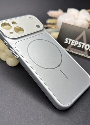 Чехол для iphone 13 с magsafe и линзами на камеру стеклянный матовый glass acrylic case серебристый (silver)