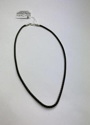 Шовковий шнур двоколірний зі срібним замком.271/1ш. 60