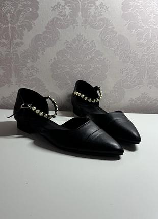 Туфлі балетки