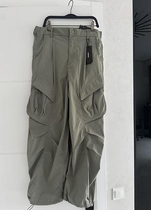 Штани baggi cropp нові 28 xs на зріст 160-164.  куплені закордоном.  крутезні !