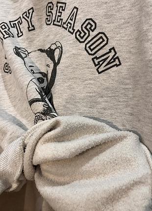 Біле худі оверсайз pull&bear розміру м 5
