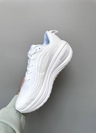 Nike vomero plus zoomx 8