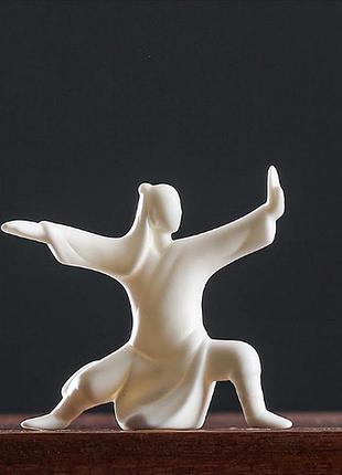 Статуэтка тай чи №2