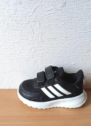 Классные кроссовки adidas 20 р. стелька 12,7 см