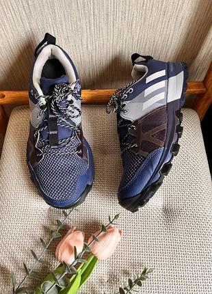 Кросівки adidas