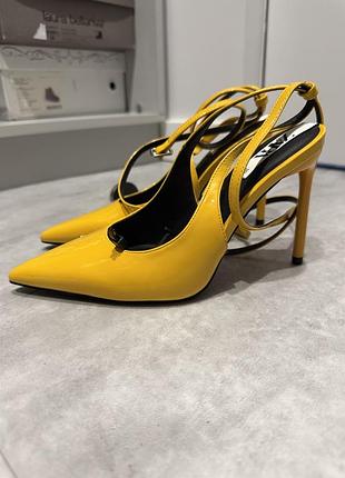 Жіночі туфлі zara розмір 36