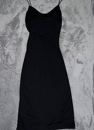 Платье миди черного колтора zara