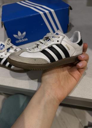 Adidas дитячі 4