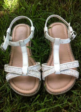 Босоніжки ф.next 10 розміру