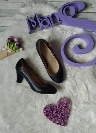 Туфли oubaili женские черные