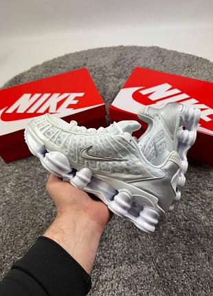 Nike shox white 4