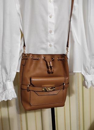 Отличная женская сумка сумочка кожа