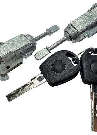 Личинка замка права левая volkswagen bora 42мм 604837167 604837168